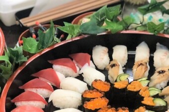 某株式会社