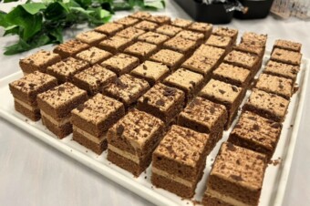 濃厚生チョコレートケーキ