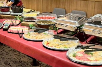 某株式会社　様