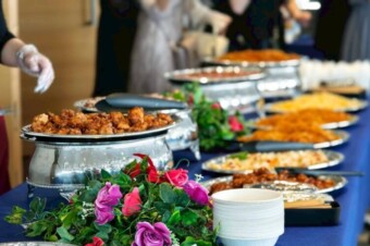 【名古屋】オフィス懇親会で失敗しない！ケータリング活用術と人数別おすすめ構成